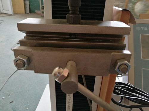 塑料包裝材料萬能拉力試驗機(jī)的依據(jù)標(biāo)準(zhǔn)是什么?